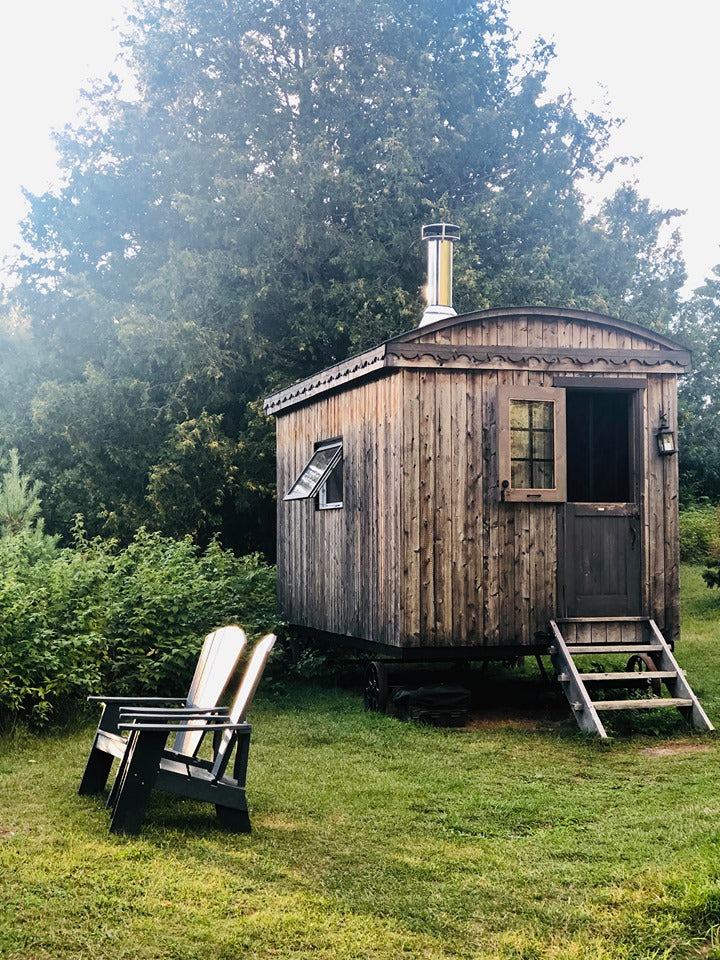 Une nuit dans un Wagon de berger ; une expérience des plus insolites à Labelle !