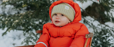 Comment Choisir la Première Combinaison de Neige de Votre Bébé?