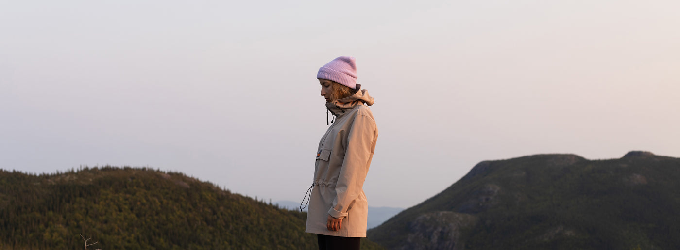 Anorak pour femme fabriqués au Québec. Manteau coupe-vent. Audvik