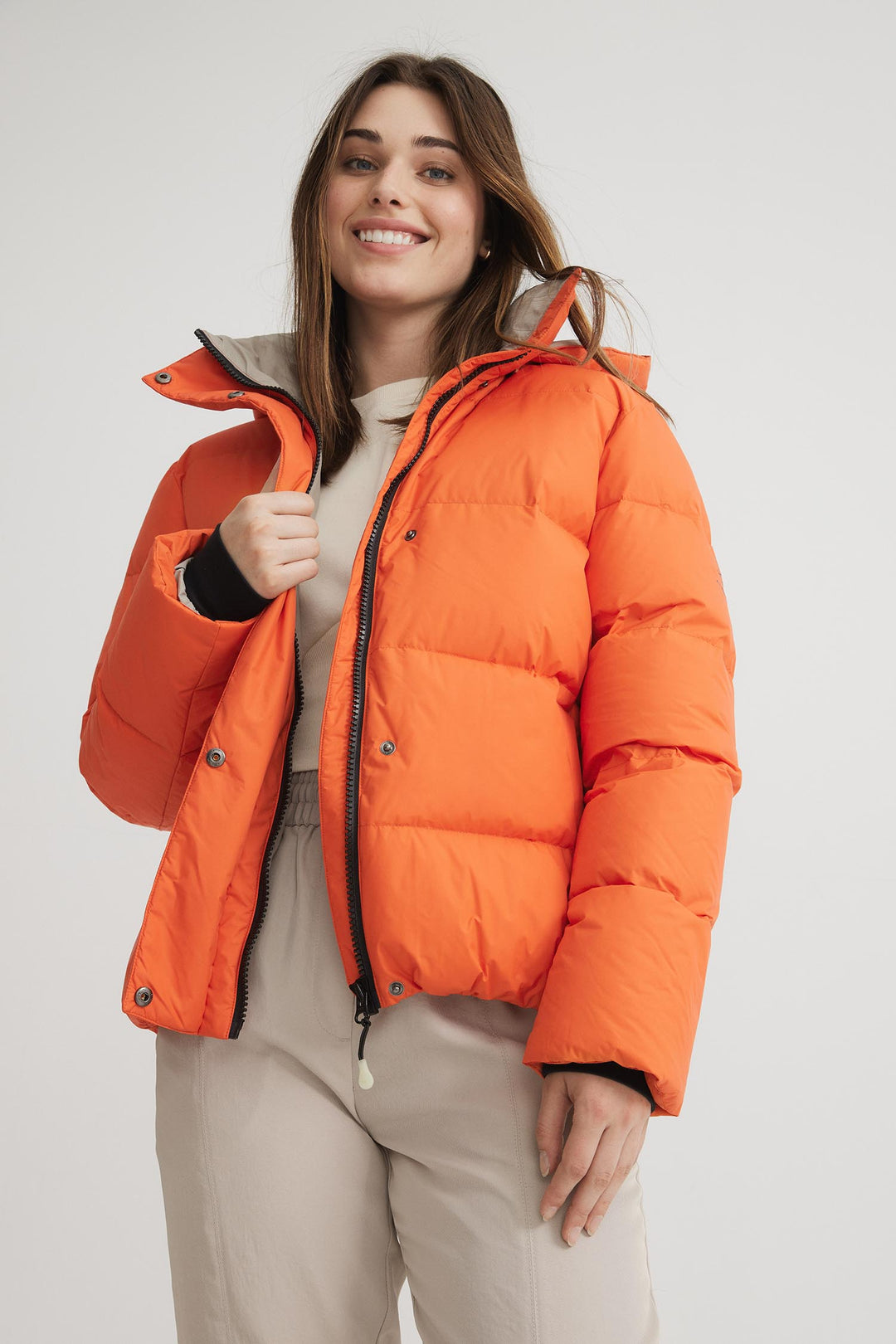 FOSFO SHORT Women s down puffer jacket AK10051 Fosfo Puffer